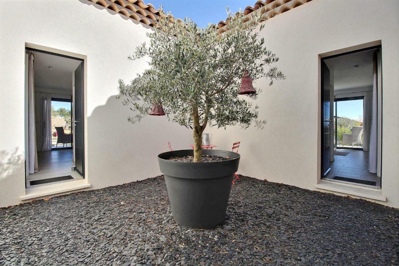 La Villa Aux Oliviers Flayosc ภายนอก รูปภาพ